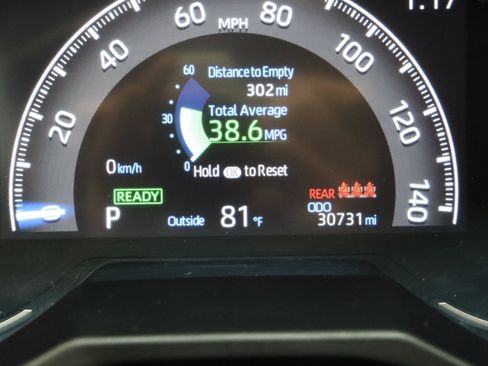 Used 2024 Toyota RAV4 LE image 36