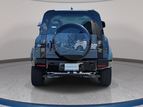 New 2026 Land Rover Defender 110 X-Dynamic SE image 6