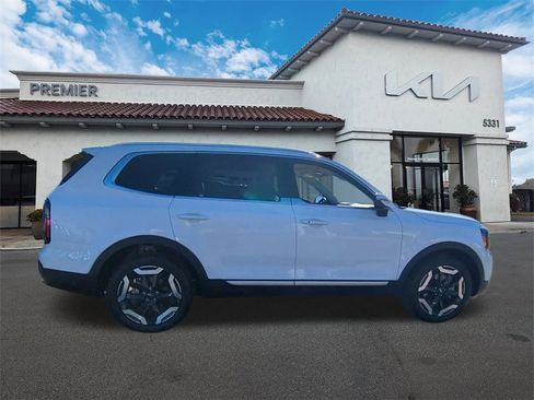 Certified 2025 Kia Telluride EX w/ EX Captain's Chair Package image 8