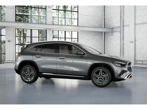Used 2026 Mercedes-Benz GLA 250 image 13