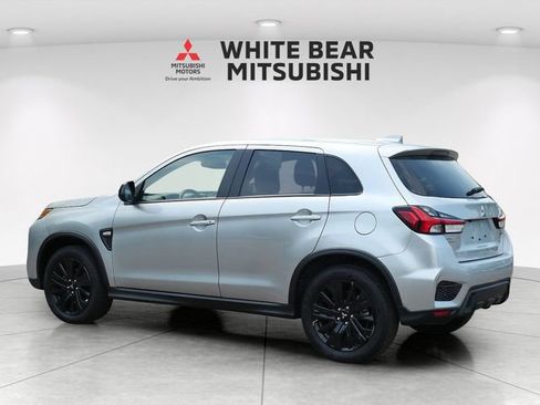 Used 2026 Mitsubishi Outlander Sport LE AWD/4WD image 4
