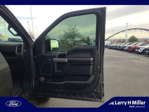 Used 2018 Ford F150 Raptor w/ Equipment Group 802A Luxury image 16