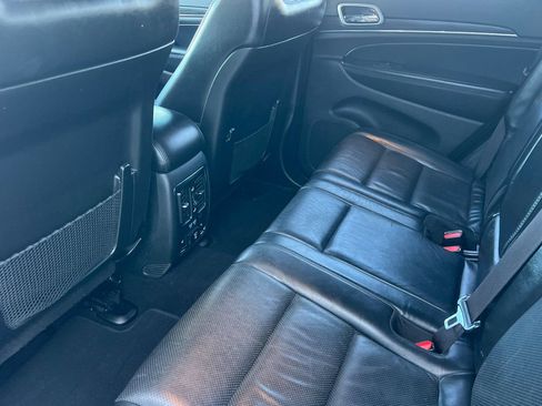 Used 2021 Jeep Grand Cherokee Limited w/ Luxury Group II image 13