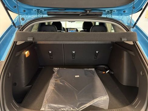 New 2026 Chevrolet Trax LT w/ Driver Confidence Package FWD image 16