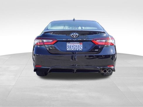 Certified 2022 Toyota Camry SE w/ Carpet Mat Package (TMS) image 4