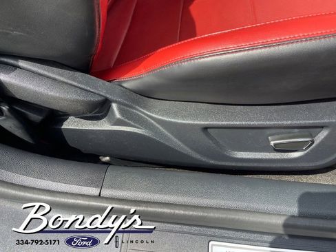 Used 2015 Ford Mustang GT Premium image 18