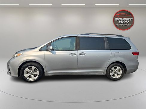 Used 2020 Toyota Sienna LE FWD image 8