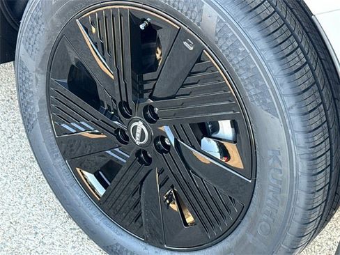 New 2026 Nissan Murano SV image 11