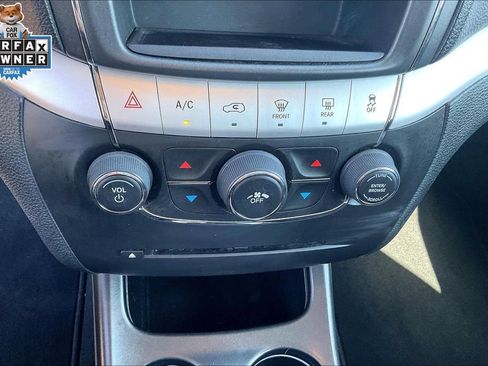 Used 2020 Dodge Journey SE w/ SE Popular Equipment Group FWD image 34