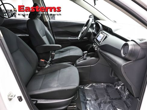 Used 2023 Nissan Kicks S FWD image 23