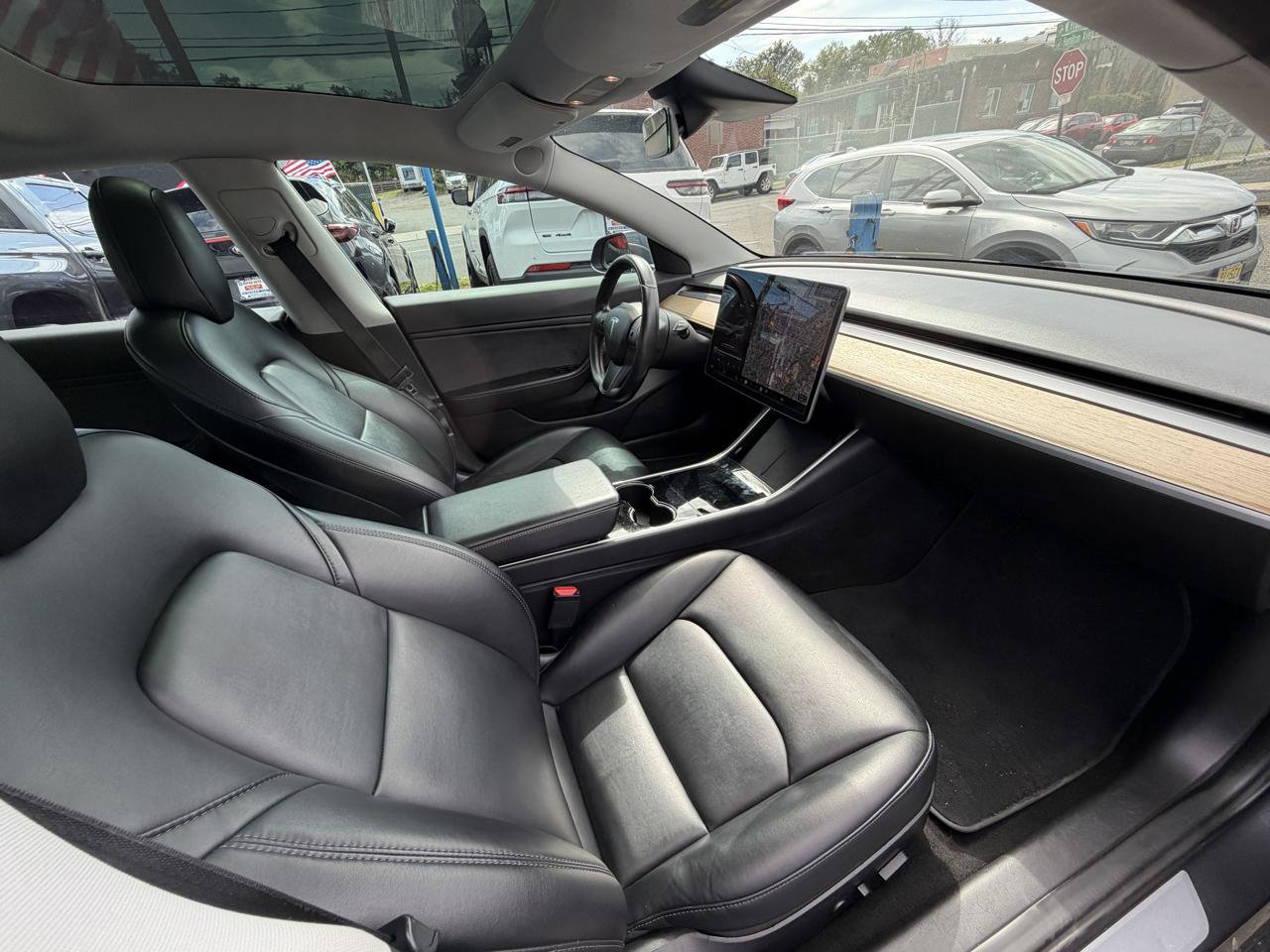 Used 2018 Tesla Model 3 Long Range AWD/4WD image 18