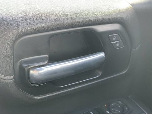 Certified 2022 Chevrolet Silverado 1500 RST RWD image 16