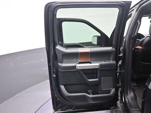 Used 2018 Ford F150 Raptor w/ Equipment Group 802A Luxury AWD/4WD image 36
