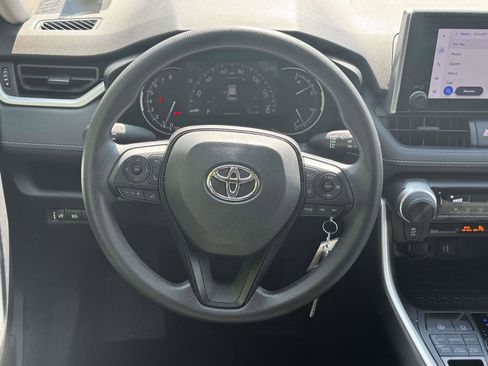 Used 2023 Toyota RAV4 LE AWD/4WD image 15