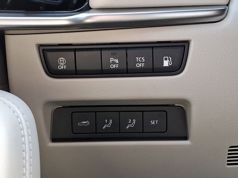 Certified 2024 MAZDA CX-90 Plug-In Hybrid w/ Premium Plus AWD/4WD image 28