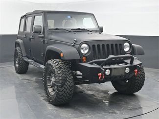 Used 2012 Jeep Wrangler Unlimited Sahara video 1