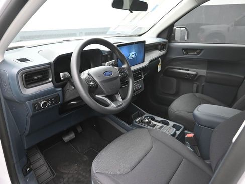 New 2025 Ford Maverick XL image 19