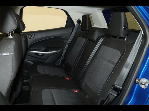 Used 2020 Ford EcoSport SE w/ SE Convenience Package image 30