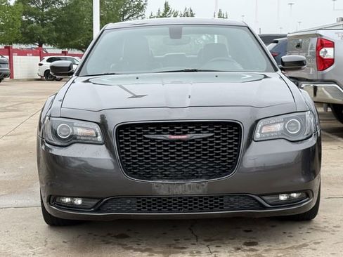 Used 2023 Chrysler 300 S image 7