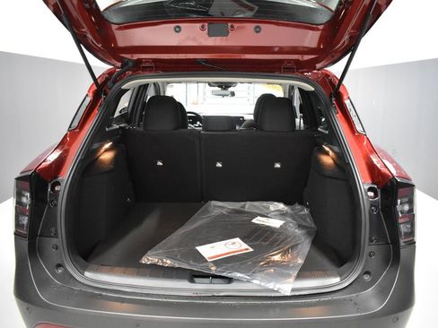 Certified 2025 Nissan Kicks SV w/ SV Premium Package image 31