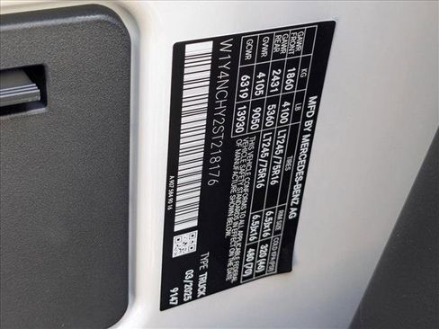 New 2025 Mercedes-Benz Sprinter 2500 image 17