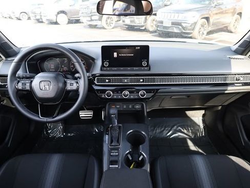 Used 2025 Honda Civic Sport image 12