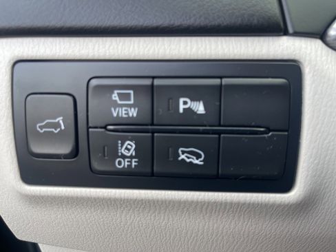 Used 2022 MAZDA CX-9 Signature image 15