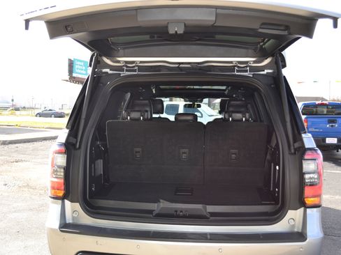 Used 2020 Ford Expedition Limited w/ Equipment Group 303A image 7