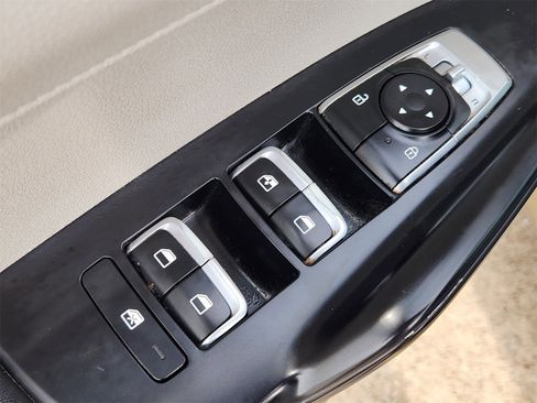 Used 2022 Kia K5 LXS image 33