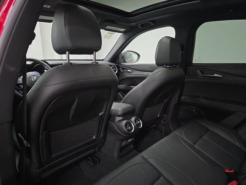 Used 2024 Alfa Romeo Stelvio Sprint RWD image 26