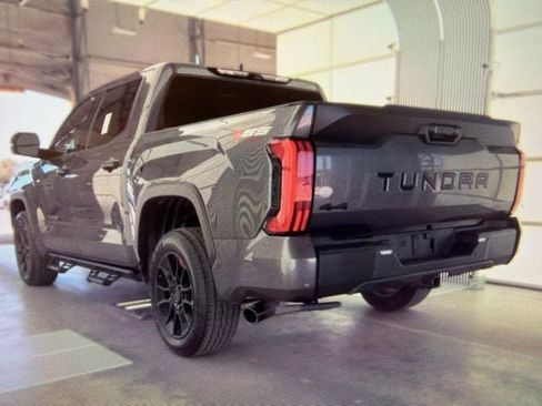 Used 2023 Toyota Tundra SR5 w/ SR5 Convenience Package AWD/4WD image 4