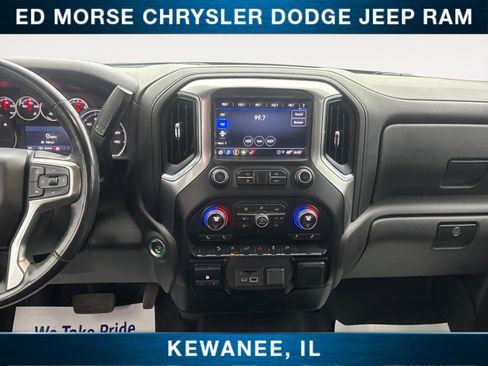 Used 2022 Chevrolet Silverado 1500 LT image 11