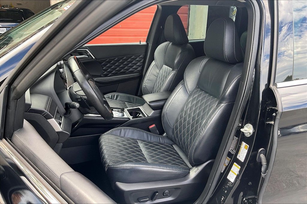 Used 2022 Mitsubishi Outlander SEL AWD/4WD image 24
