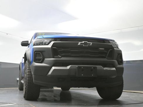 Used 2024 Chevrolet Colorado Trail Boss w/ Technology Package AWD/4WD image 27