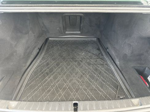 Used 2016 BMW 750i RWD image 18