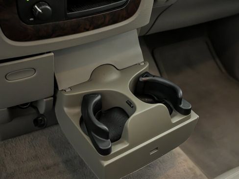 Used 2003 Dodge Ram 2500 Truck SLT image 28