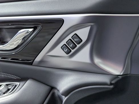 Used 2024 Subaru Outback Touring XT image 31