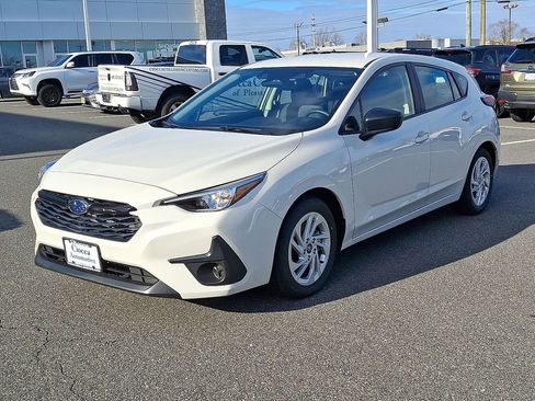 Certified 2025 Subaru Impreza 2.0i image 6