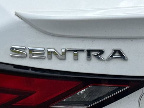 Used 2021 Nissan Sentra SR w/ SR Premium Package FWD image 14
