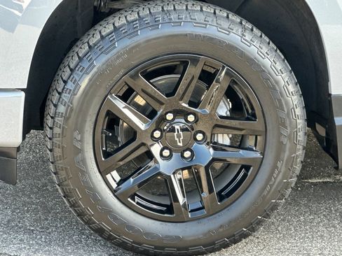 Certified 2024 Chevrolet Silverado 1500 Custom w/ LPO, Dark Essentials Package AWD/4WD image 34