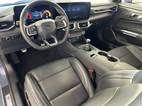 Used 2025 Ford Mustang GT Premium RWD image 25