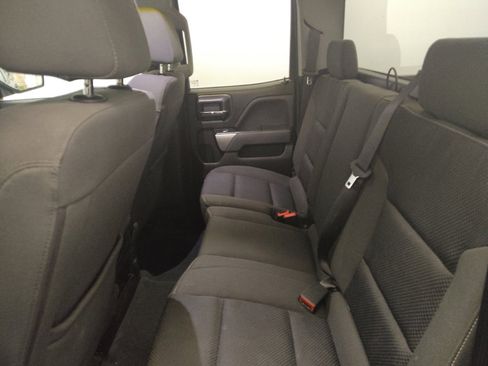 Used 2019 Chevrolet Silverado 1500 LT image 18