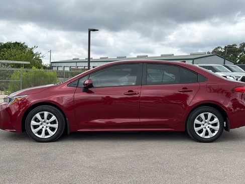 Certified 2026 Toyota Corolla LE FWD image 10