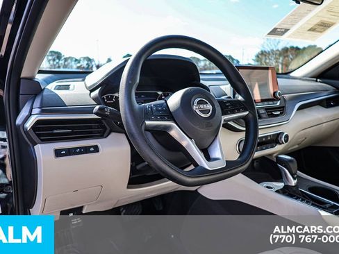 Used 2025 Nissan Altima 2.5 SV image 26