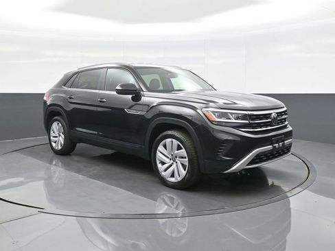 Used 2023 Volkswagen Atlas Cross Sport SE AWD/4WD image 1