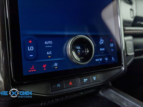 Used 2022 Ford Expedition Max Limited AWD/4WD image 20