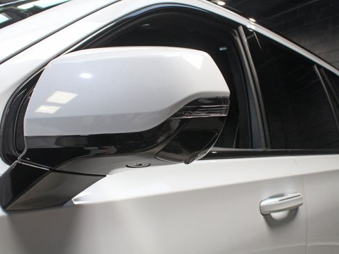 Used 2026 Cadillac Escalade V AWD/4WD image 19