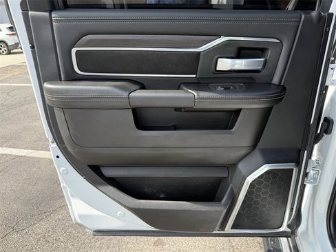 Used 2025 RAM 3500 Laramie image 24