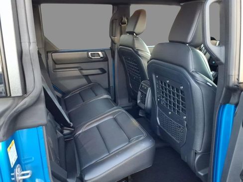 New 2025 Ford Bronco Badlands image 11