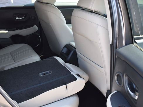 Used 2024 Honda HR-V EX-L image 17